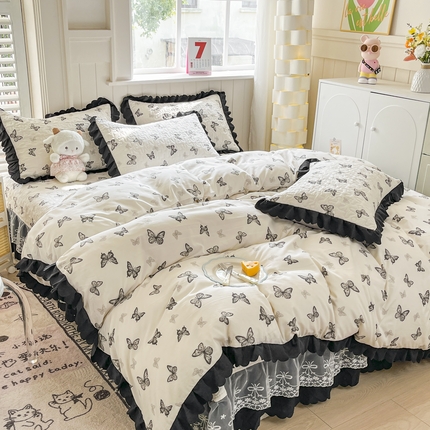 91家纺网 家纺一手货源 找家纺 雅眠居 2025爆款针织棉双层纱印花床盖四件套 蝴蝶印记