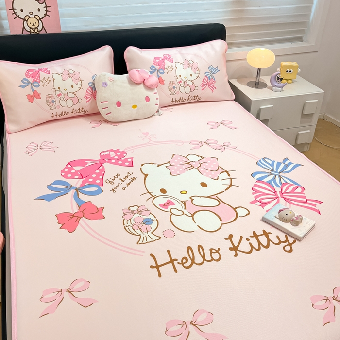 91家纺网 家纺一手货源 找家纺 暮思家居 2025新款正版授权A类大版数码印花三丽鸥可机洗1200D冰丝凉席可组合针织棉夏被四件套床笠款 床笠款-美美KT