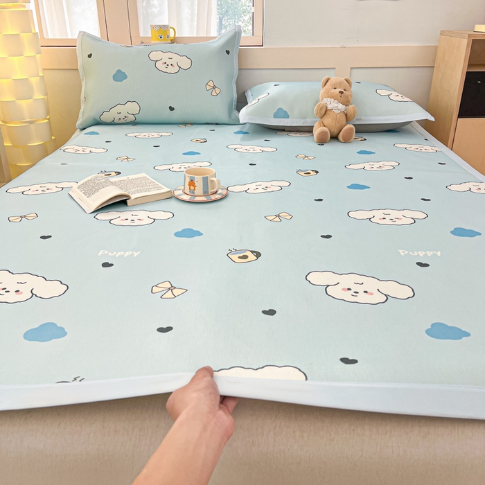 91家纺网 家纺一手货源 找家纺 绒艺席业 2025新款600D冰丝印花数码印花冰藤席卡通小清新系列 云朵狗