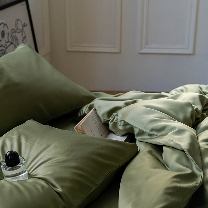 91家纺网 家纺一手货源 找家纺 2025新款60支兰精天丝轻奢纯色双拼四件套 欧芹绿