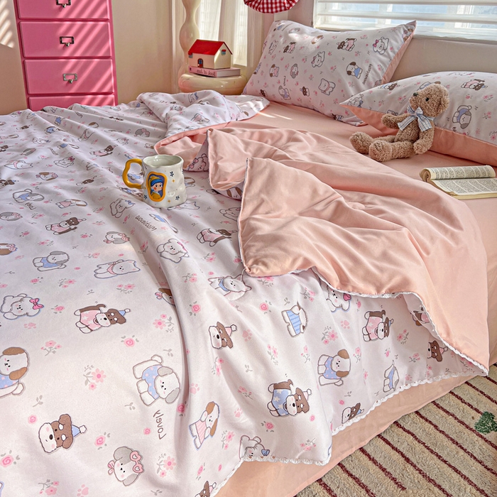 91家纺网 家纺一手货源 找家纺 妖妖家纺2025新款糯糯夏凉被四件套夏凉被空调被 狗狗乐园