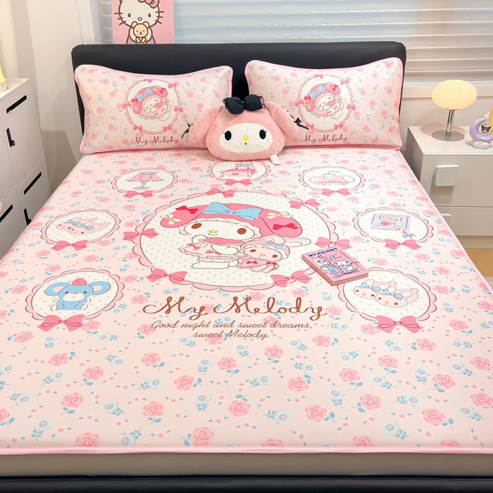 91家纺网 家纺一手货源 找家纺 暮思家居 2025新款正版授权A类大版数码印花三丽鸥可机洗1200D冰丝凉席可组合针织棉夏被四件套床笠款 床笠款-花园美乐蒂