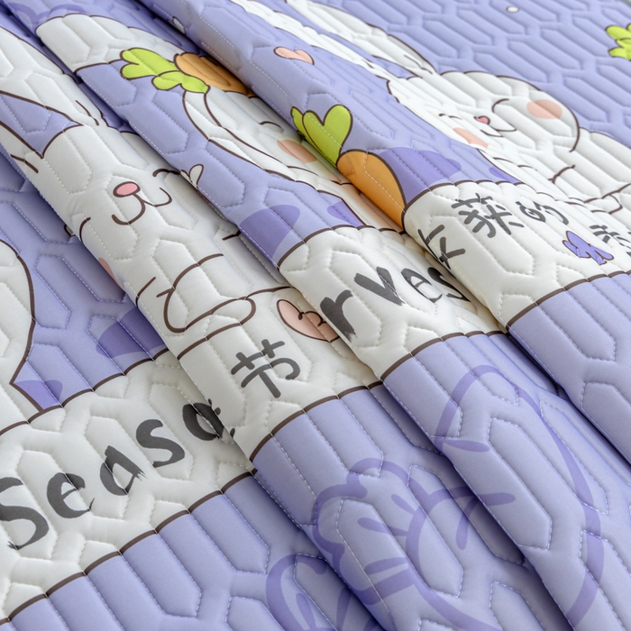 91家纺网 家纺一手货源 找家纺 默忆 2025新款凉感丝印花乳胶凉席 开心派对