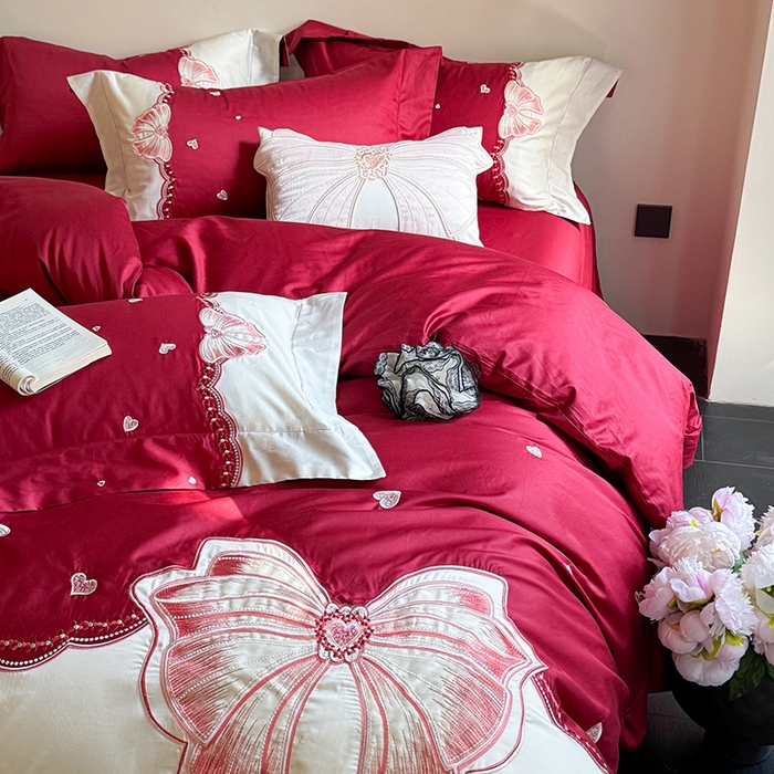 91家纺网 家纺一手货源 找家纺 优悦生活馆 2025新款全棉新疆长绒棉四件套-恋恋时光 控价 恋恋时光-胭脂红