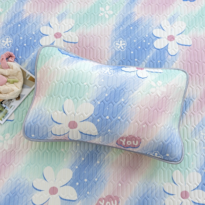 91家纺网 家纺一手货源 找家纺 默忆 2025新款凉感丝印花乳胶凉席 七彩世界