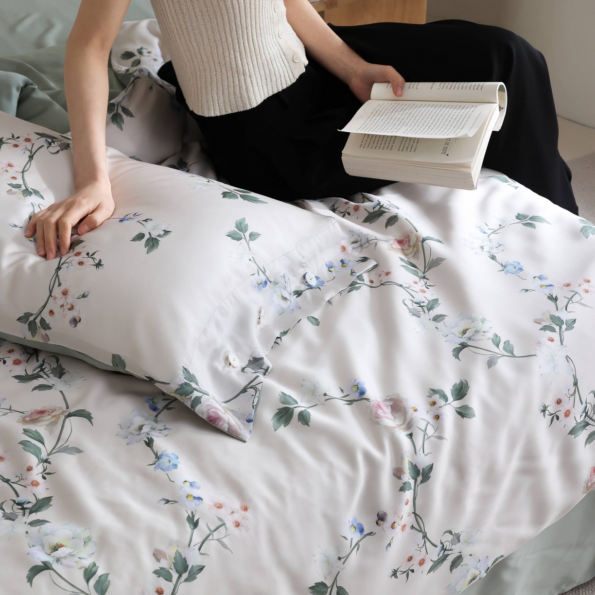 91家纺网 家纺一手货源 找家纺 玉宇阁 2025新款60S兰精天丝印花四件套 春棠