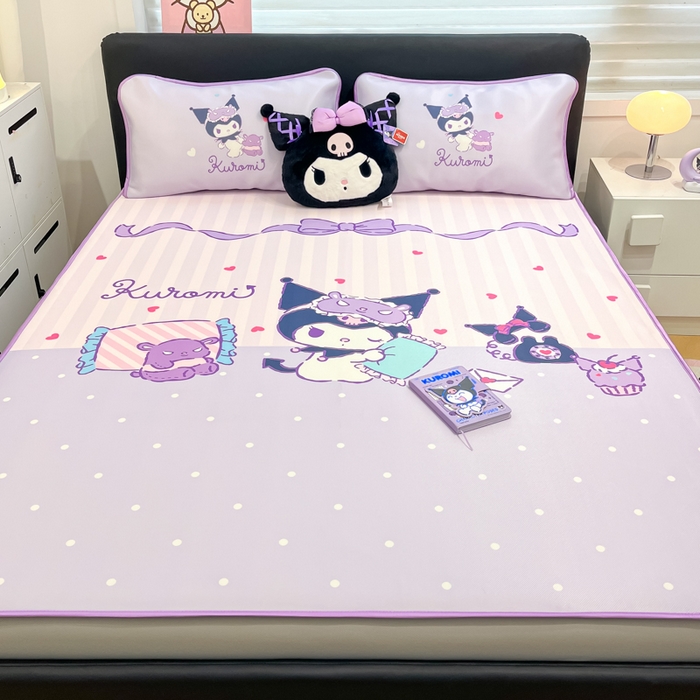 91家纺网 家纺一手货源 找家纺 暮思家居 2025新款正版授权A类大版数码印花三丽鸥可机洗1200D冰丝凉席可组合针织棉夏被四件套床笠款 床笠款-甜蜜库洛米