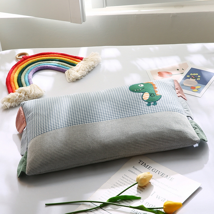 91家纺网 家纺一手货源 找家纺 2025全棉水洗棉贴布绣儿童荞麦枕头幼儿园学生枕芯 主图