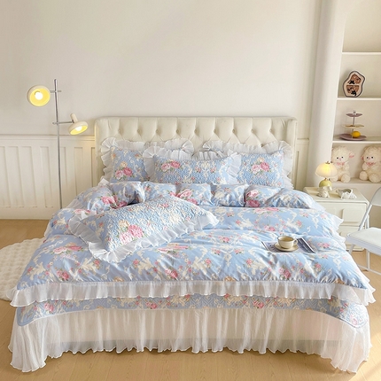91家纺网 家纺一手货源 找家纺 （总）宜凡家纺2025新款雪纺花边印花夹棉床盖三件套四件套
