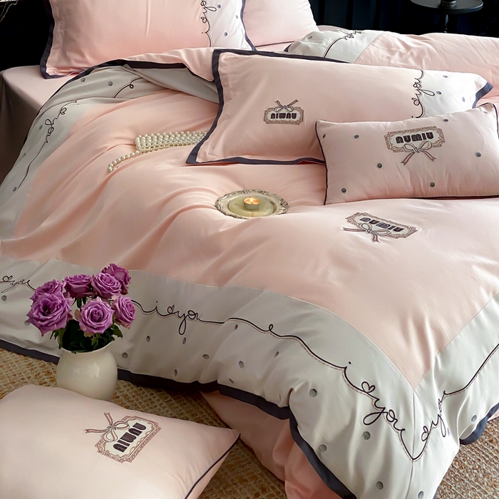 91家纺网 家纺一手货源 找家纺 （总）品家居2025新款高支高密贡缎长绒棉四件套-觅