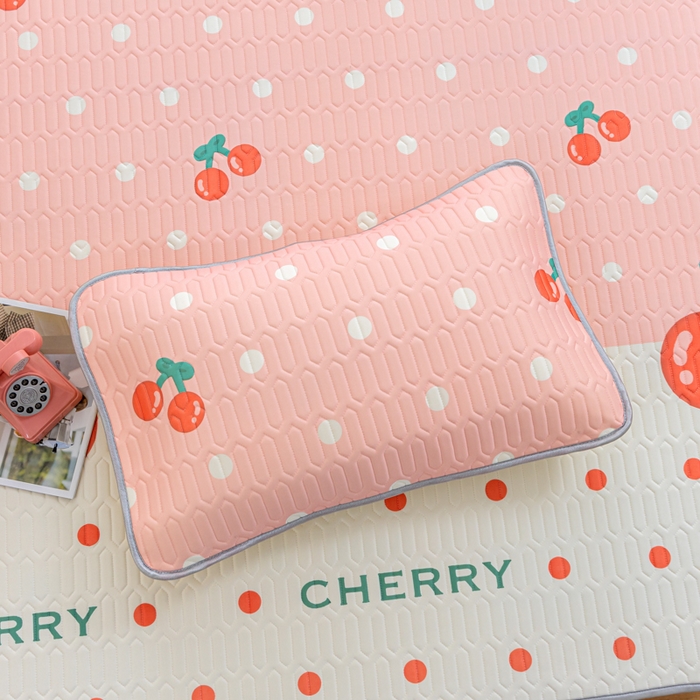 91家纺网 家纺一手货源 找家纺 默忆 2025新款凉感丝印花乳胶凉席 甜心樱桃