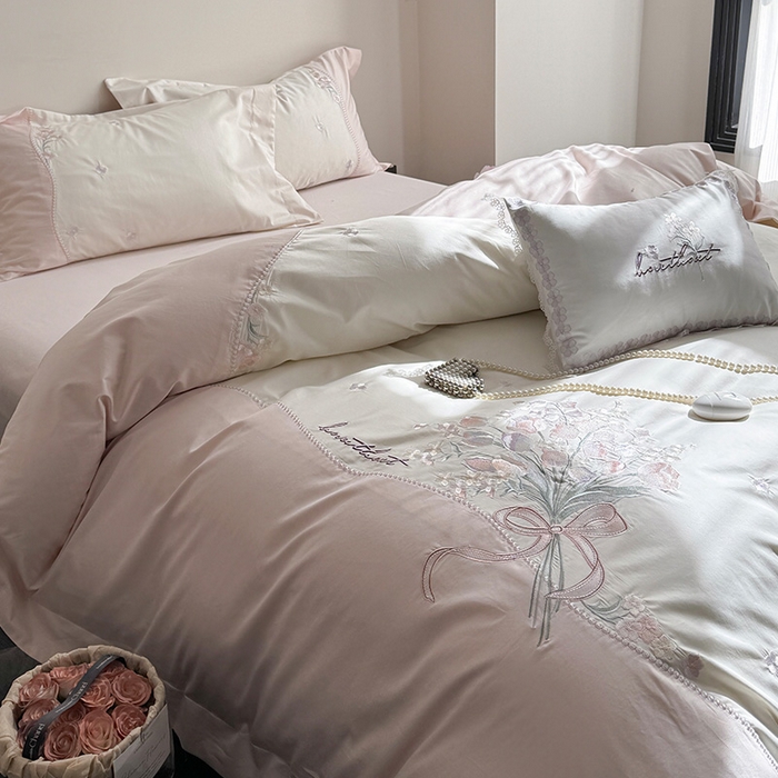 91家纺网 家纺一手货源 找家纺 优悦生活馆 2025新款全棉新疆长绒棉四件套-鸢尾花畔 控价 鸢尾花畔-露娜粉