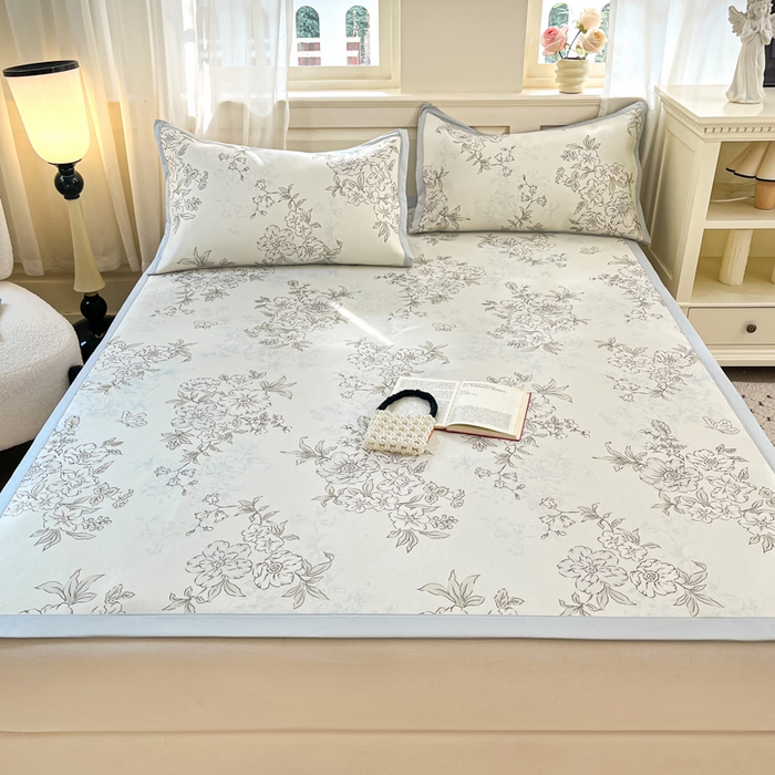 91家纺网 家纺一手货源 找家纺 绒艺席业 2025新款600D冰丝印花数码印花冰藤席赫本风系列 一杯清茶