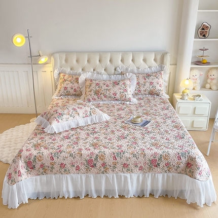 91家纺网 家纺一手货源 找家纺 （总）宜凡家纺2025新款雪纺花边印花夹棉床盖三件套