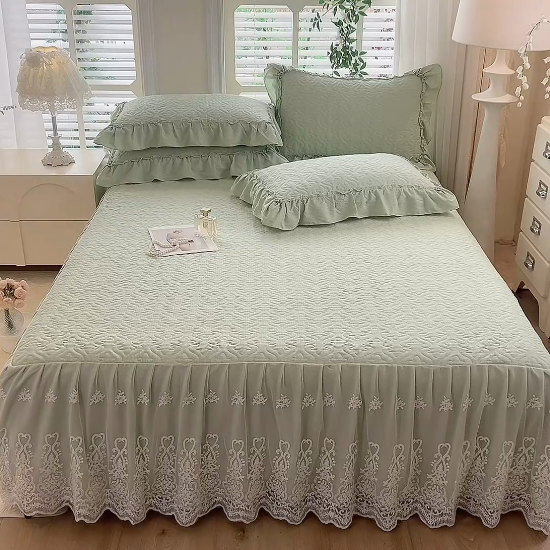 91家纺网 家纺一手货源 找家纺 花香四季家纺 2025新款夹棉绗缝床裙单件三件套法式四件套套件蕾丝公主风 绿色