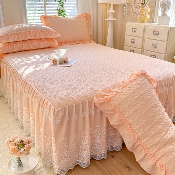 91家纺网 家纺一手货源 找家纺 （总）花香四季家纺 2025新款夹棉绗缝床裙单件三件套法式四件套套件蕾丝公主风