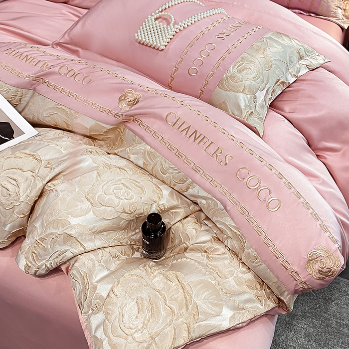 91家纺网 家纺一手货源 找家纺 富宁2025新款浮雕金丝提花刺绣四件套-恋花 气质粉