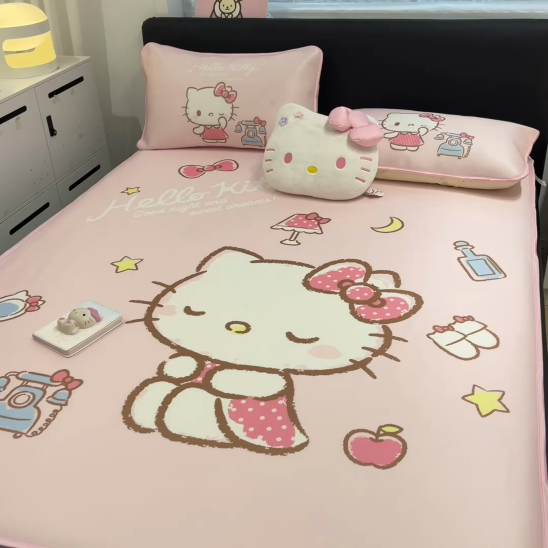 91家纺网 家纺一手货源 找家纺 暮思家居 2025新款正版授权A类大版数码印花三丽鸥可机洗1200D冰丝凉席可组合针织棉夏被四件套床笠款 床笠款-晚安KT