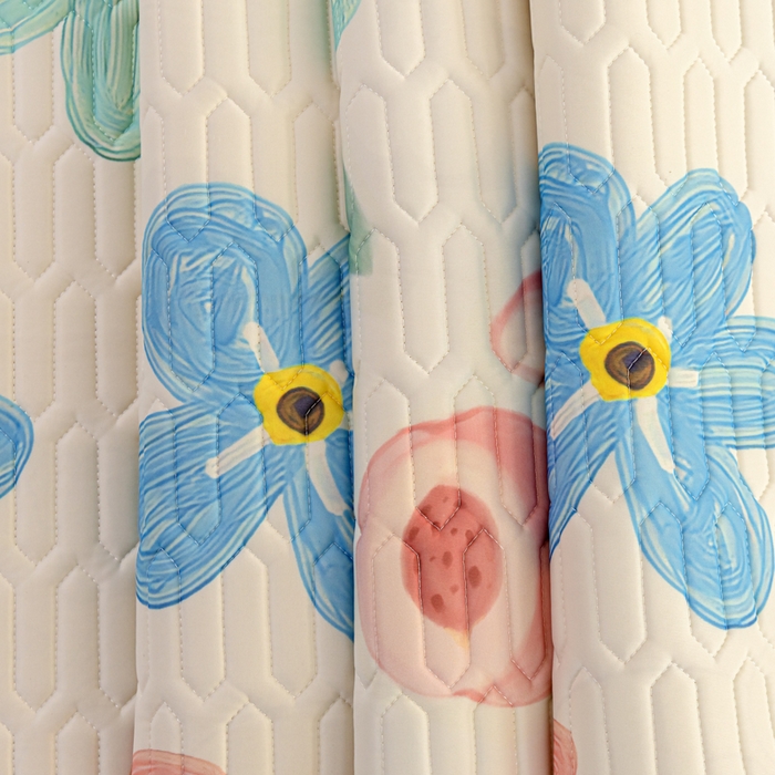 91家纺网 家纺一手货源 找家纺 默忆 2025新款凉感丝印花乳胶凉席 夏天味道