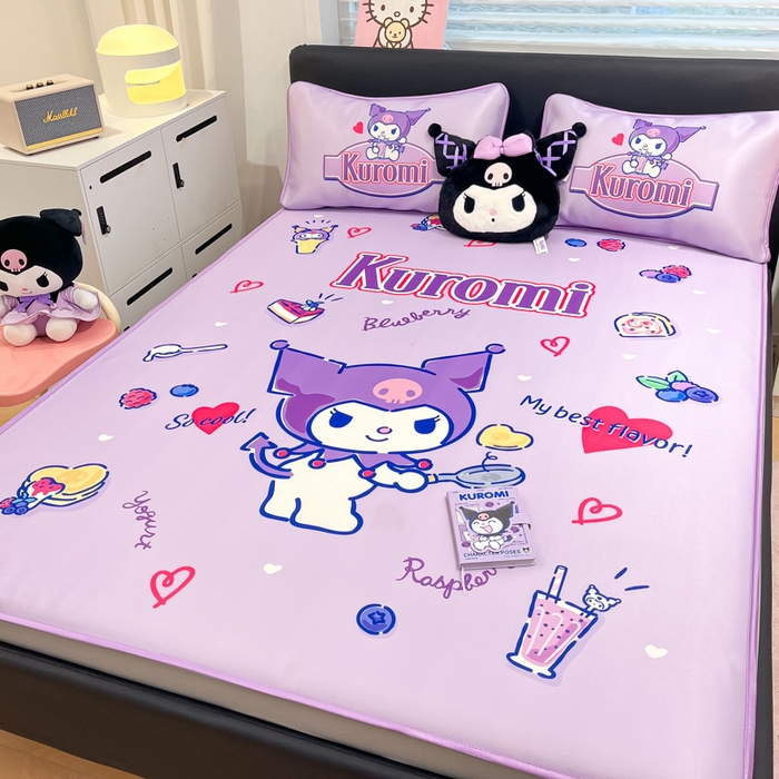 91家纺网 家纺一手货源 找家纺 暮思家居 2025新款正版授权A类大版数码印花三丽鸥可机洗1200D冰丝凉席可组合针织棉夏被四件套床笠款 床笠款-蓝莓库洛米