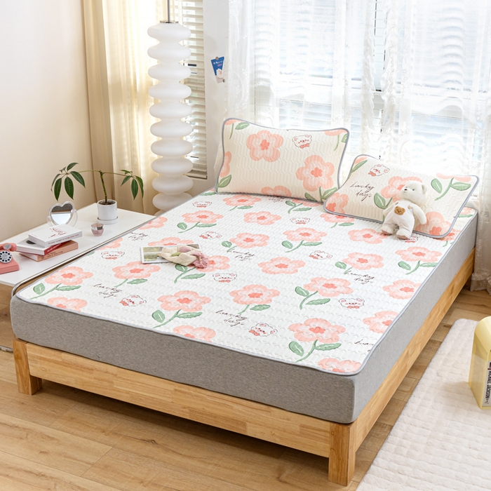 91家纺网 家纺一手货源 找家纺 默忆 2025新款凉感丝印花乳胶凉席 花田雨梦