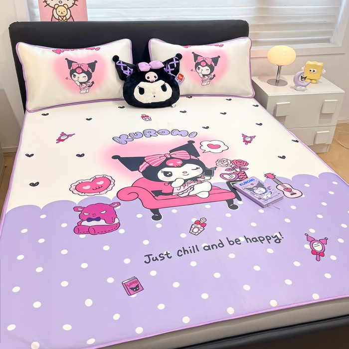 91家纺网 家纺一手货源 找家纺 暮思家居 2025新款正版授权A类大版数码印花三丽鸥可机洗1200D冰丝凉席可组合针织棉夏被四件套床笠款 床笠款-美妆库洛米