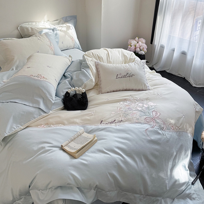 91家纺网 家纺一手货源 找家纺 优悦生活馆 2025新款全棉新疆长绒棉四件套-鸢尾花畔 控价 鸢尾花畔-浅云蓝