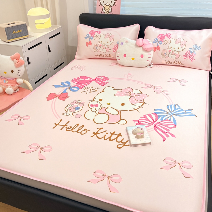 91家纺网 家纺一手货源 找家纺 暮思家居 2025新款正版授权A类大版数码印花三丽鸥可机洗1200D冰丝凉席可组合针织棉夏被四件套床笠款 床笠款-美美KT