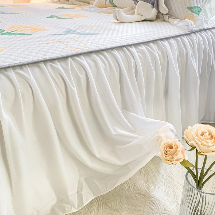 91家纺网 家纺一手货源 找家纺 康纳利2025新款A类冰豆豆床裙款凉席夏被四件套凉感丝空调被送买家秀 春之韵