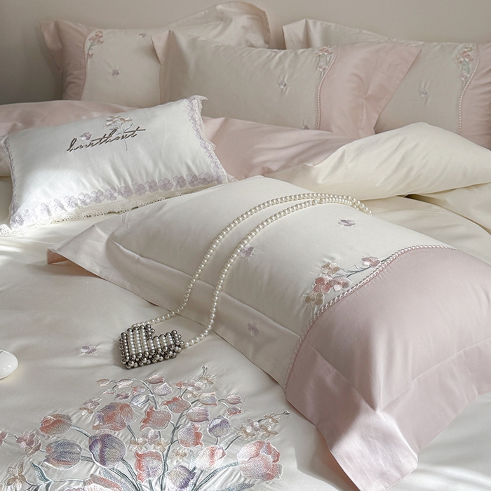 91家纺网 家纺一手货源 找家纺 优悦生活馆 2025新款全棉新疆长绒棉四件套-鸢尾花畔 控价 鸢尾花畔-露娜粉