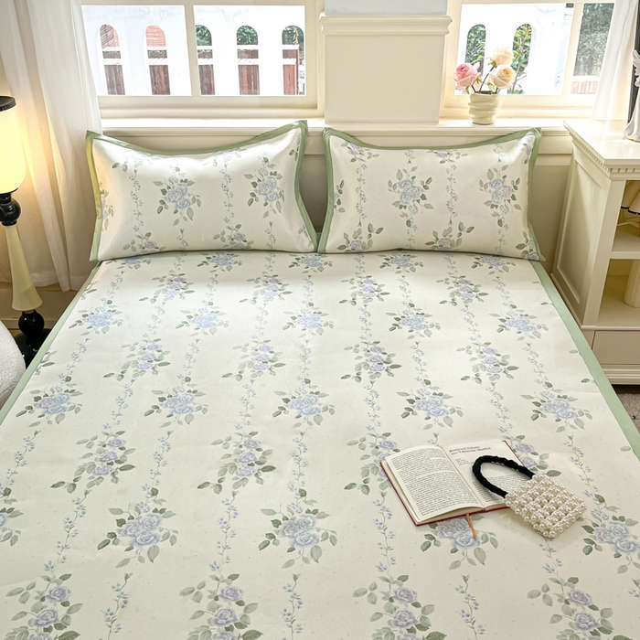 91家纺网 家纺一手货源 找家纺 绒艺席业 2025新款600D冰丝印花数码印花冰藤席赫本风系列 蔓野