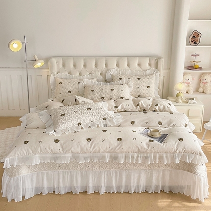 91家纺网 家纺一手货源 找家纺 （总）宜凡家纺2025新款雪纺花边印花夹棉床盖三件套四件套