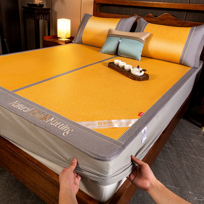 91家纺网 家纺一手货源 找家纺 卡罗兰 2025新款藤席凉席三件套床单床笠黄金藤系列 黄金藤小麦黄-床笠