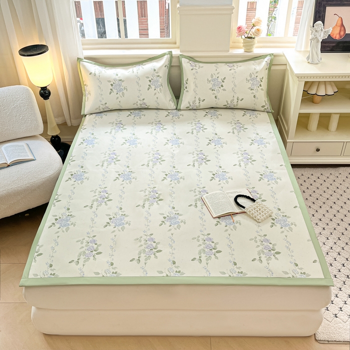 91家纺网 家纺一手货源 找家纺 绒艺席业 2025新款600D冰丝印花数码印花冰藤席赫本风系列 蔓野