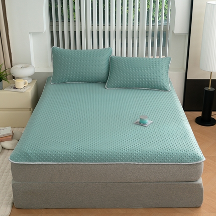 默忆 2025新款3D轻奢风直播网红热款凉感丝冰豆豆三明治复合床单款凉席两件套三件套 果绿