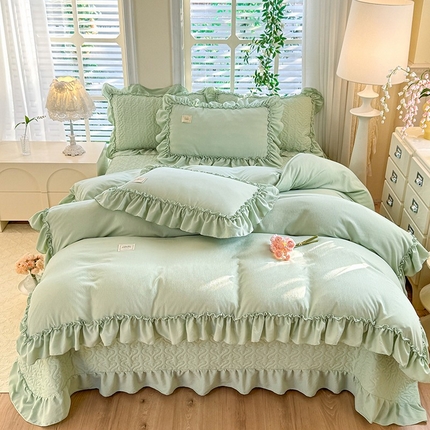 91家纺网 家纺一手货源 找家纺 （总）花香四季家纺 2025新款泡芙小姐双层纱华夫格柔棉夹棉绗缝床盖单件三件四件套