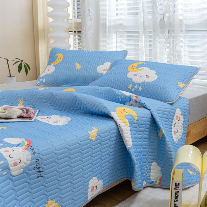 91家纺网 家纺一手货源 找家纺 默忆 2025新款凉感丝印花乳胶凉席 可爱云朵