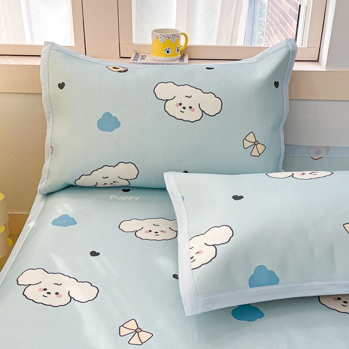 91家纺网 家纺一手货源 找家纺 绒艺席业 2025新款600D冰丝印花数码印花冰藤席卡通小清新系列 云朵狗