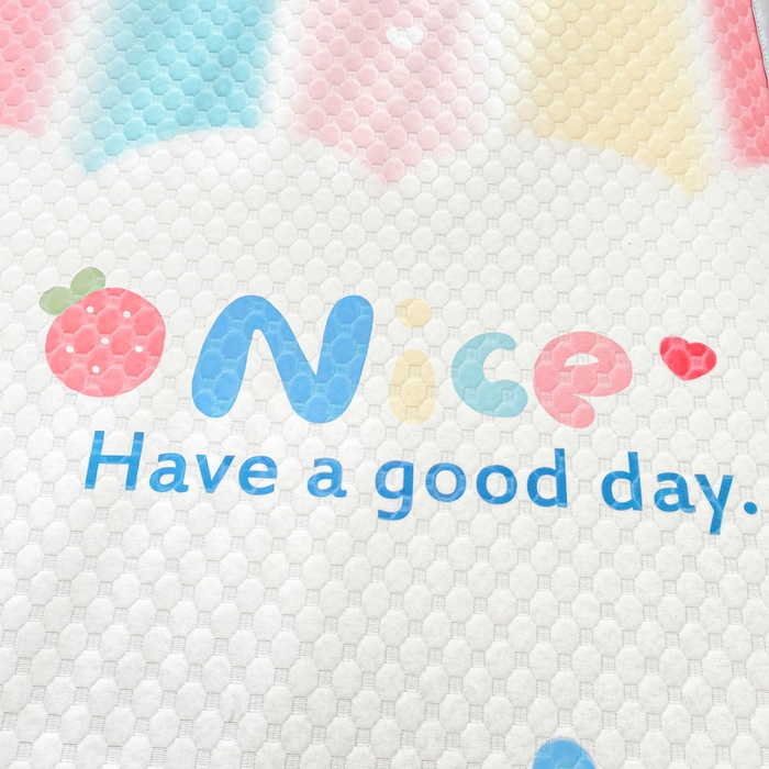 91家纺网 家纺一手货源 找家纺 康纳利2025新款A类冰豆豆床裙款凉席夏被四件套凉感丝空调被送买家秀 彩虹草莓