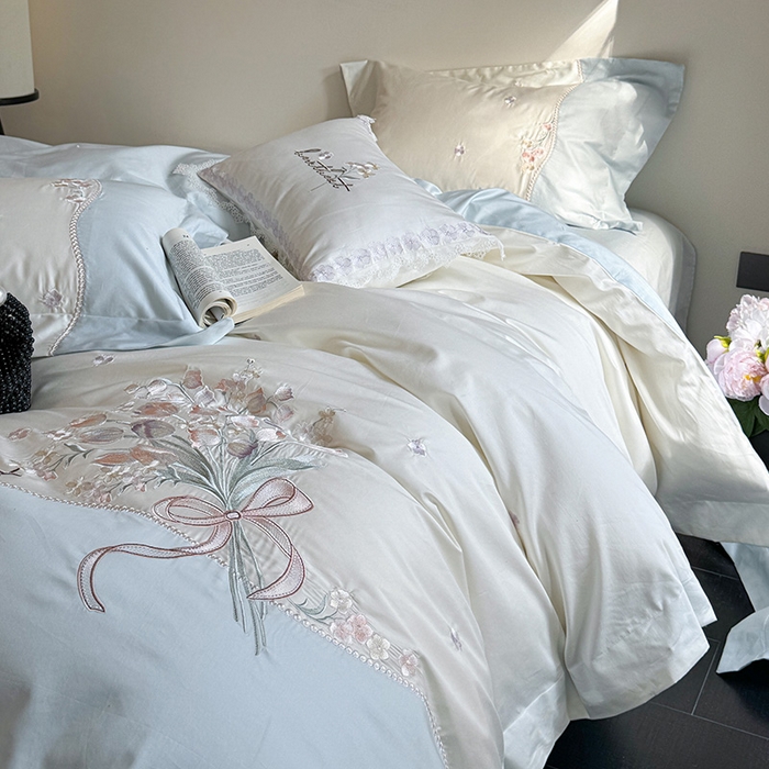 91家纺网 家纺一手货源 找家纺 优悦生活馆 2025新款全棉新疆长绒棉四件套-鸢尾花畔 控价 鸢尾花畔-浅云蓝