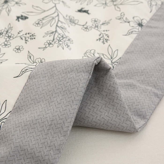 91家纺网 家纺一手货源 找家纺 锦鹭被业 2025新款A类里外全棉印花夏被 花园小兔