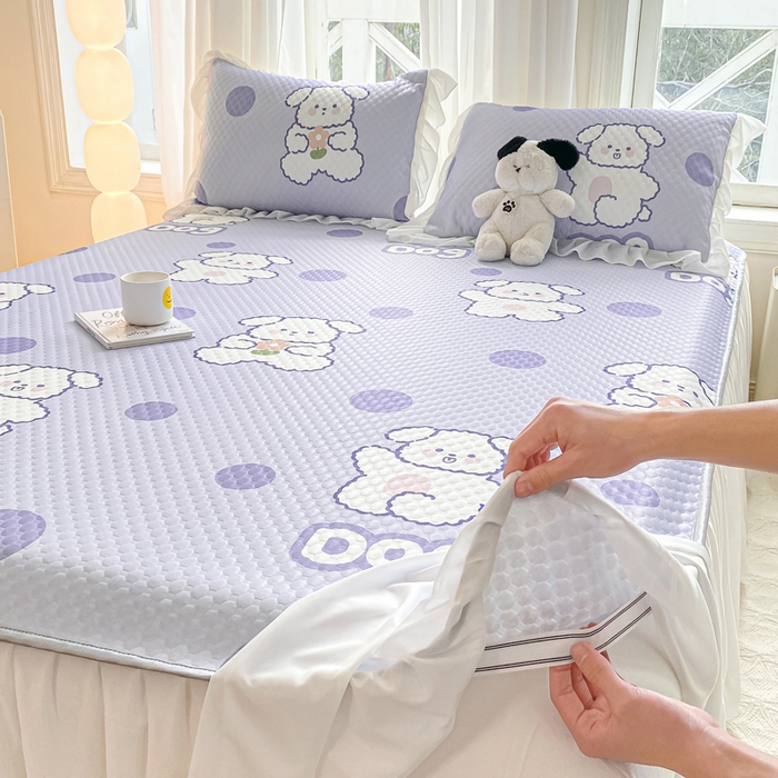 91家纺网 家纺一手货源 找家纺 康纳利2025新款A类冰豆豆床裙款凉席夏被四件套凉感丝空调被送买家秀 波点狗