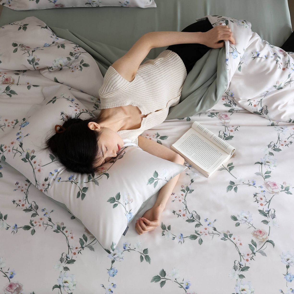 91家纺网 家纺一手货源 找家纺 玉宇阁 2025新款60S兰精天丝印花四件套 春棠