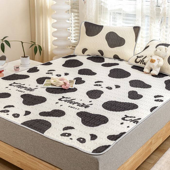 91家纺网 家纺一手货源 找家纺 默忆 2025新款凉感丝印花乳胶凉席 快乐熊猫