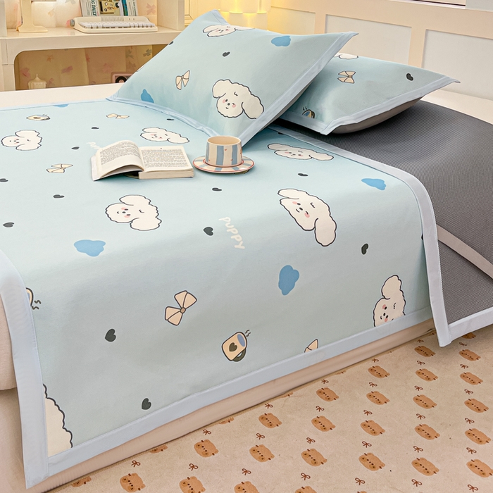 91家纺网 家纺一手货源 找家纺 绒艺席业 2025新款600D冰丝印花数码印花冰藤席卡通小清新系列 云朵狗