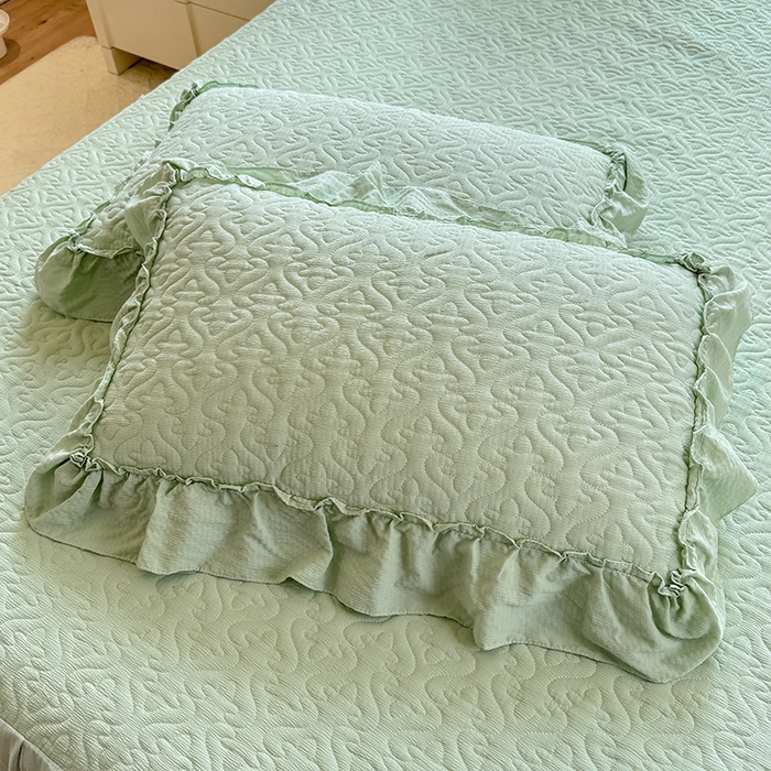 91家纺网 家纺一手货源 找家纺 花香四季家纺 2025新款夹棉绗缝床裙单件三件套法式四件套套件蕾丝公主风 绿色