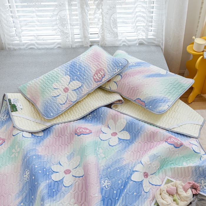 91家纺网 家纺一手货源 找家纺 默忆 2025新款凉感丝印花乳胶凉席 七彩世界