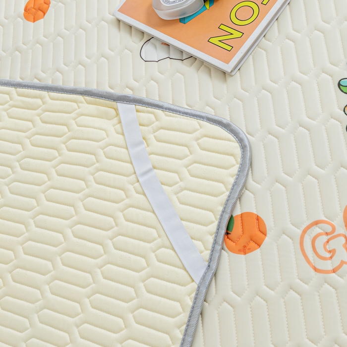 91家纺网 家纺一手货源 找家纺 默忆 2025新款凉感丝印花乳胶凉席 恐龙派对