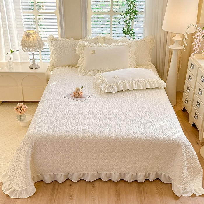 91家纺网 家纺一手货源 找家纺 （总）花香四季家纺 2025新款泡芙小姐双层纱华夫格柔棉夹棉绗缝床盖单件三件四件套