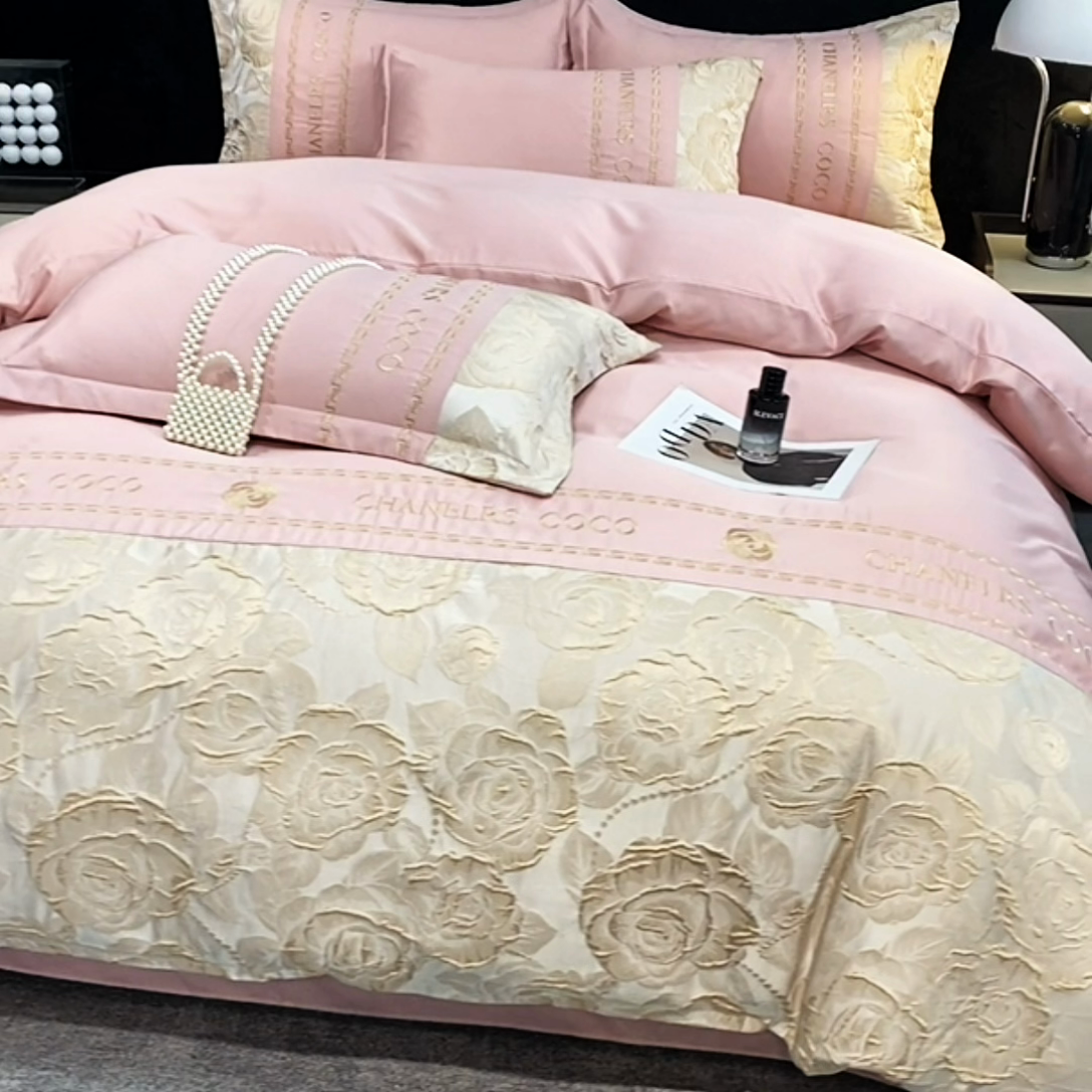 91家纺网 家纺一手货源 找家纺 富宁2025新款浮雕金丝提花刺绣四件套-恋花 气质粉